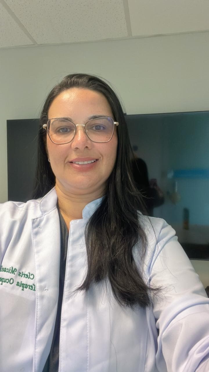 Profª. Me. Cleris Micaella de Lima Leite